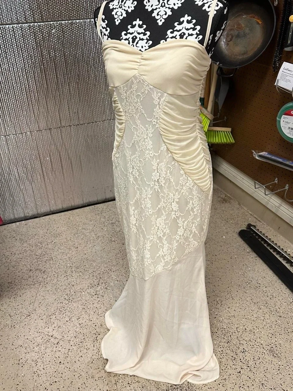 Formal elegant Floral lace vintage style long dress.
